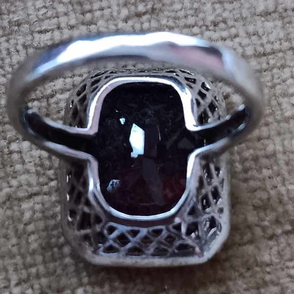Rectangular Multi Faceted Deep Red Glass Silver Ring - Picture 2 of 15
